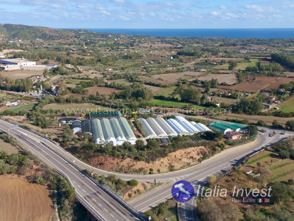 Italia Invest. Aziende e attività commerciali in vendita. Qualificati e specializzati nell'intermediazione aziendale. Azienda in vendita.